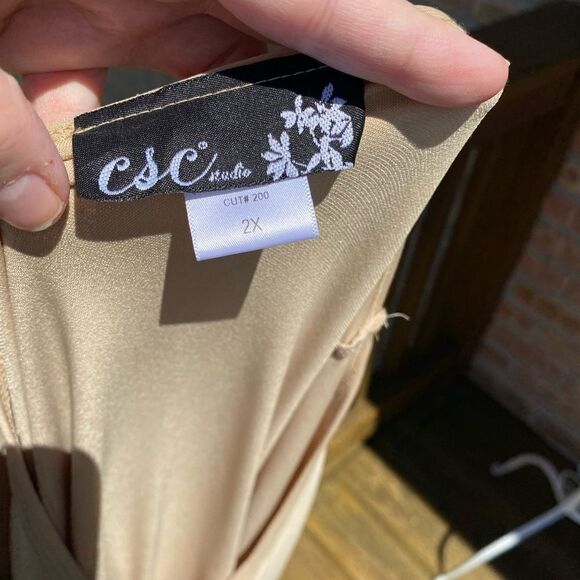 Plus size Nude tan short sleeve top size 2X - Picture 5 of 6